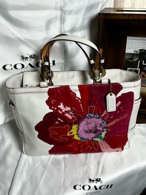 Coach Poppy For Peace